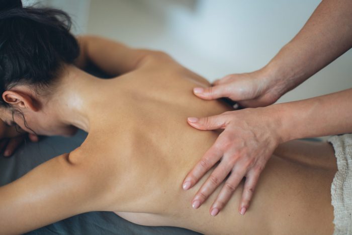 De meest populaire massagetechnieken voor een sensuele uurtjes voor twee